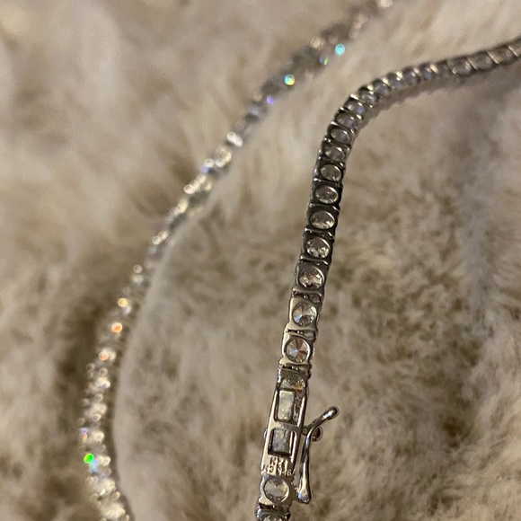 17.5” Cubic Zirconia 925 Sterling Silver Graduated Tennis Necklace - Picture 5 of 11